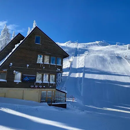 بيت خشبي Olimpik House *