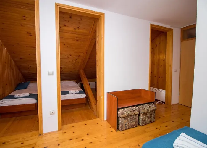 Olimpik House Lodge *